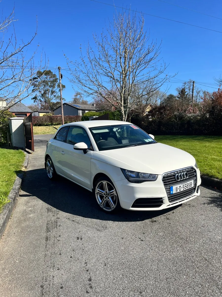 Audi A1 - Manual - Image 1