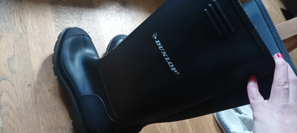 Dunlop Wellington Boots - Image 4