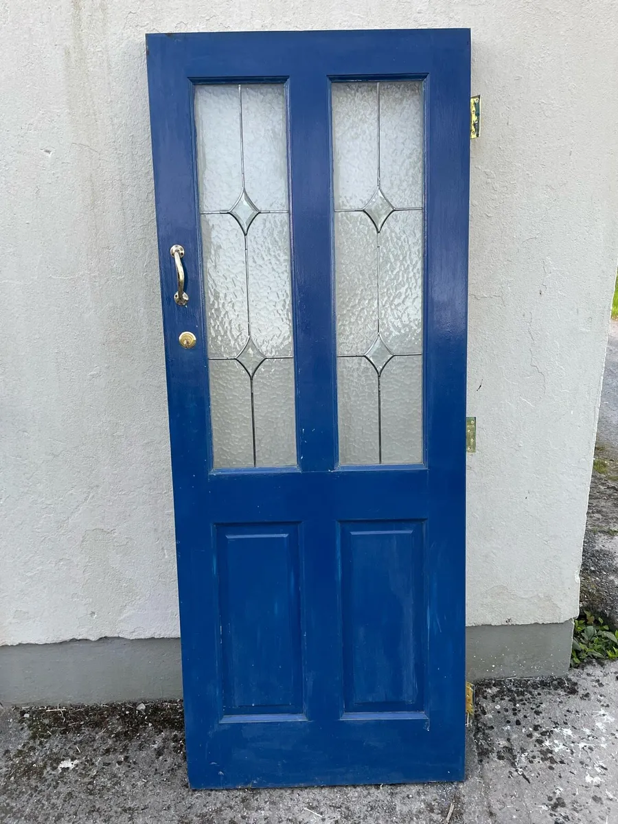 External door - Image 1