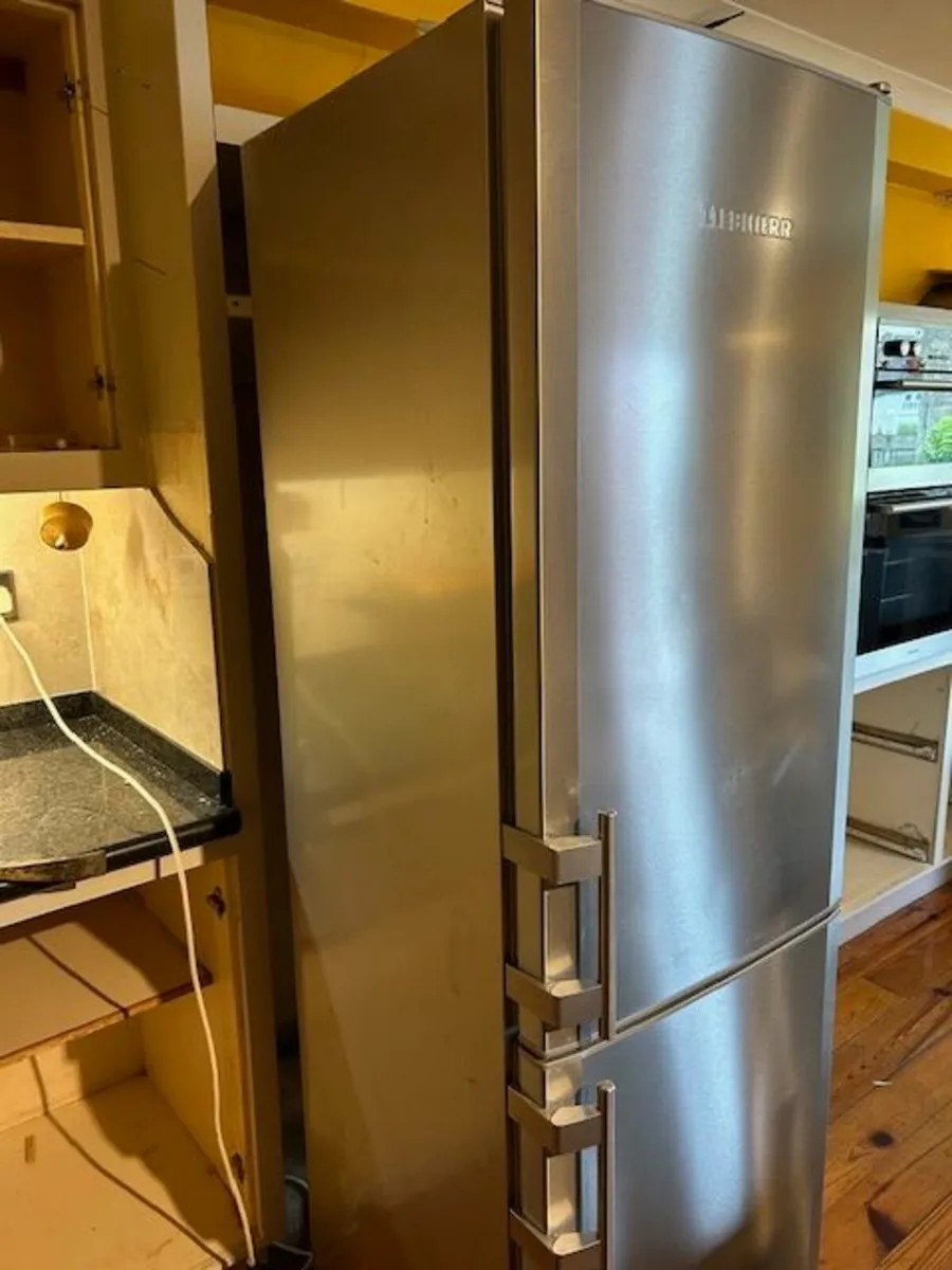 fridge freezer - Image 4