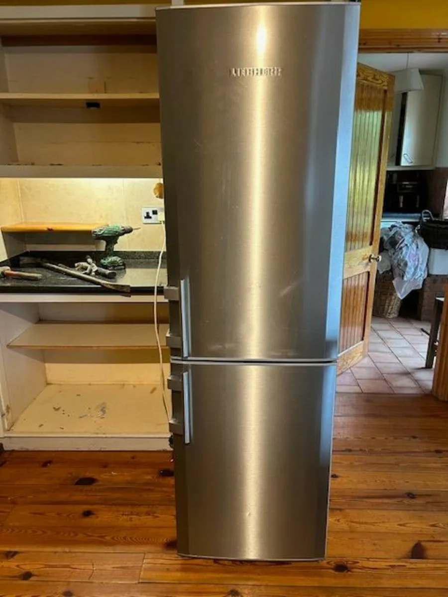 fridge freezer - Image 1