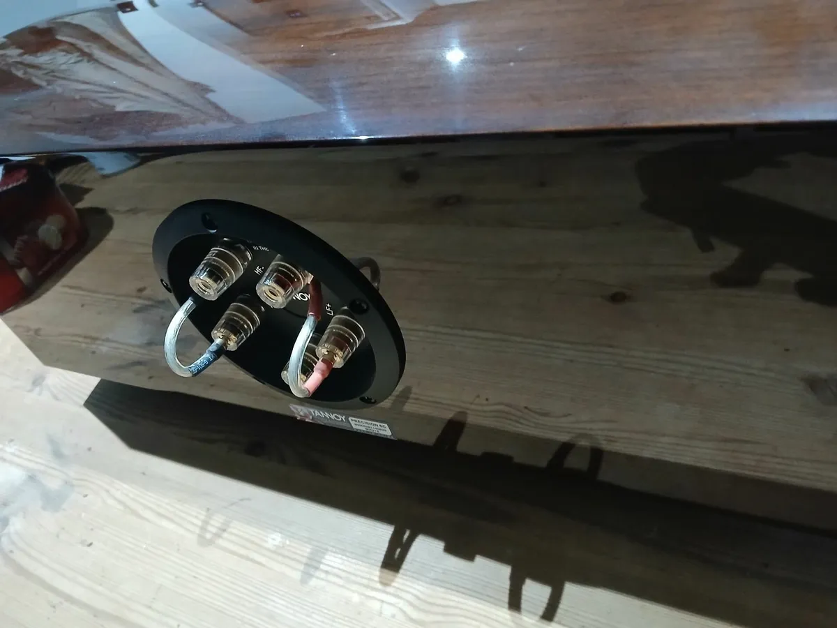 Various - Image 4