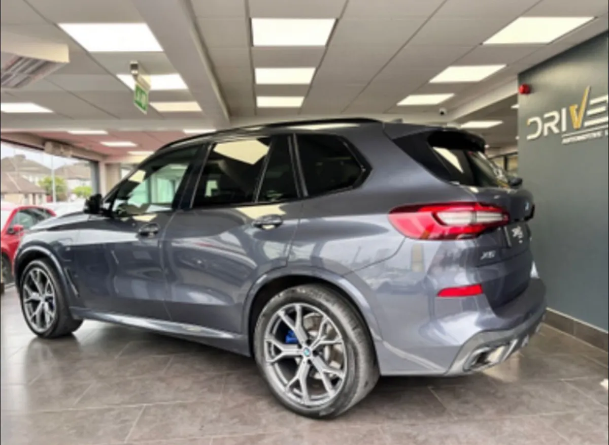 BMW X5 2022 45E M-Sport - Image 2