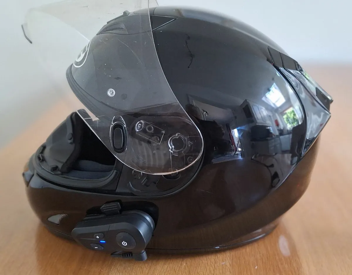 HJC Bluetooth Motorbike Helmet - Image 3
