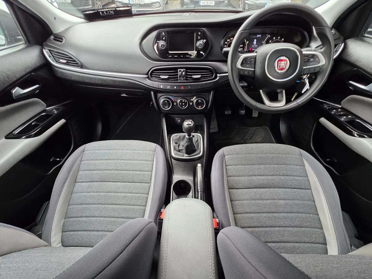 2017 Fiat Tipo 1.4 LOUNGE // NEW NCT TILL 04/27 - Image 4
