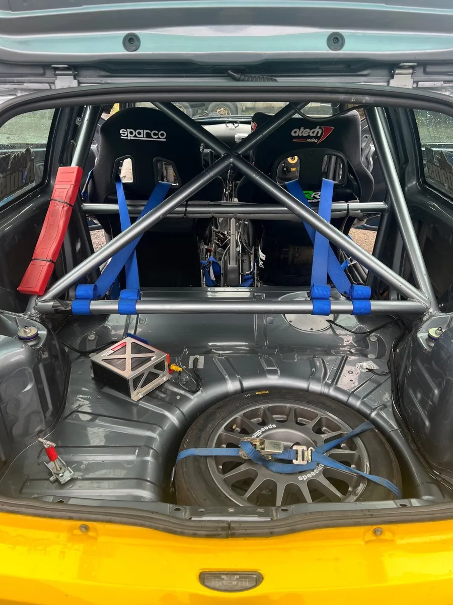 Renault Clio Cup racer/rally car - Image 3