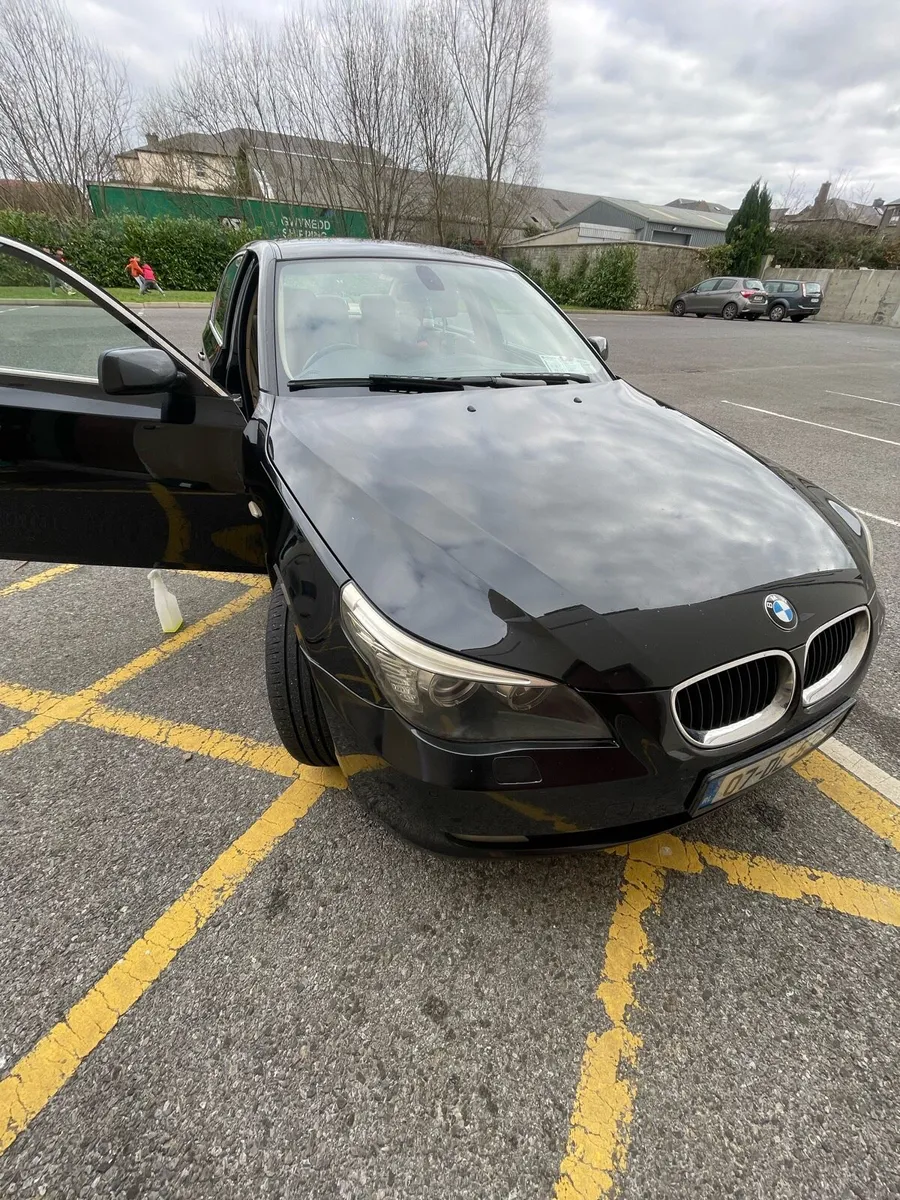 Car - Image 1