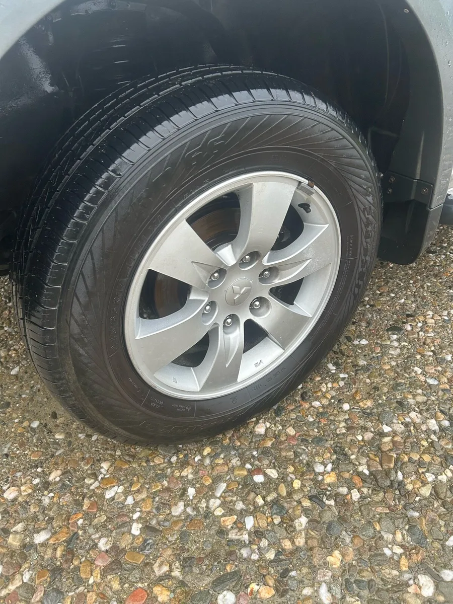 Mitsubishi L200 - Image 4