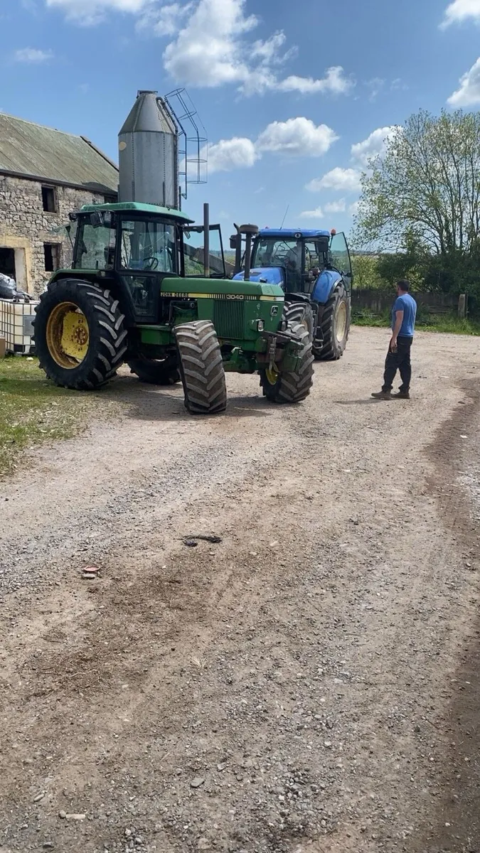 John Deere 3040 - Image 1
