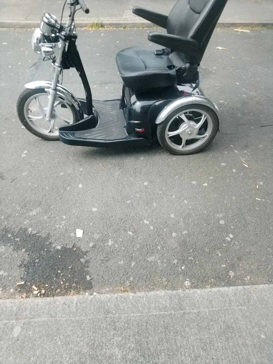 Electric mobility scooter - Image 3