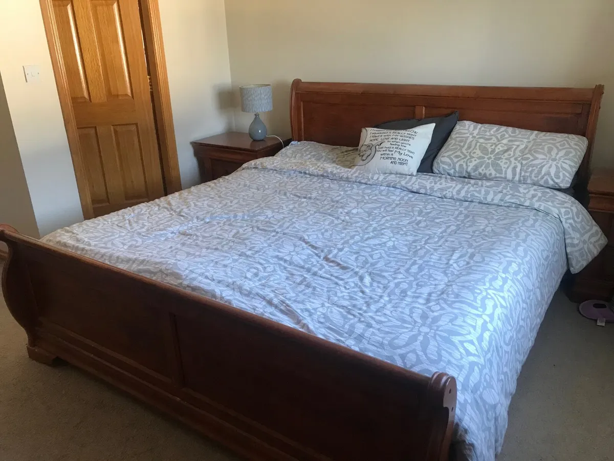 Sleigh bed & locker settings - Image 3