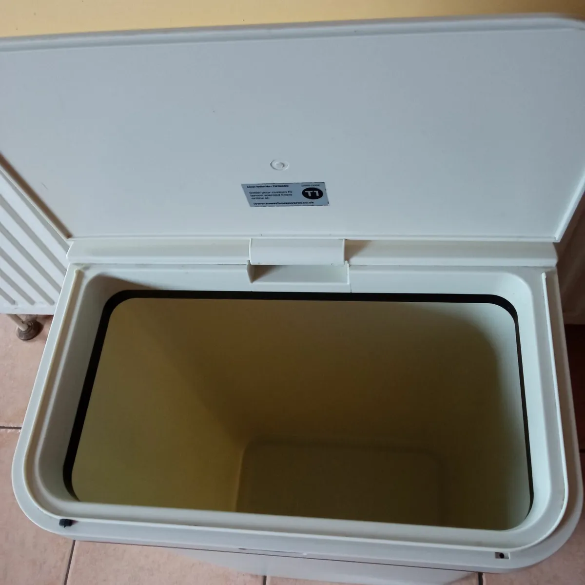 Sensor Waste Bin - Image 2