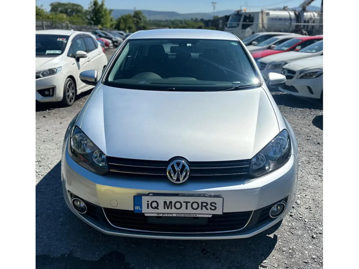 Volkswagen Golf AUTOMATIC 1.2 PETROL LOW MILEAGE ( - Image 2