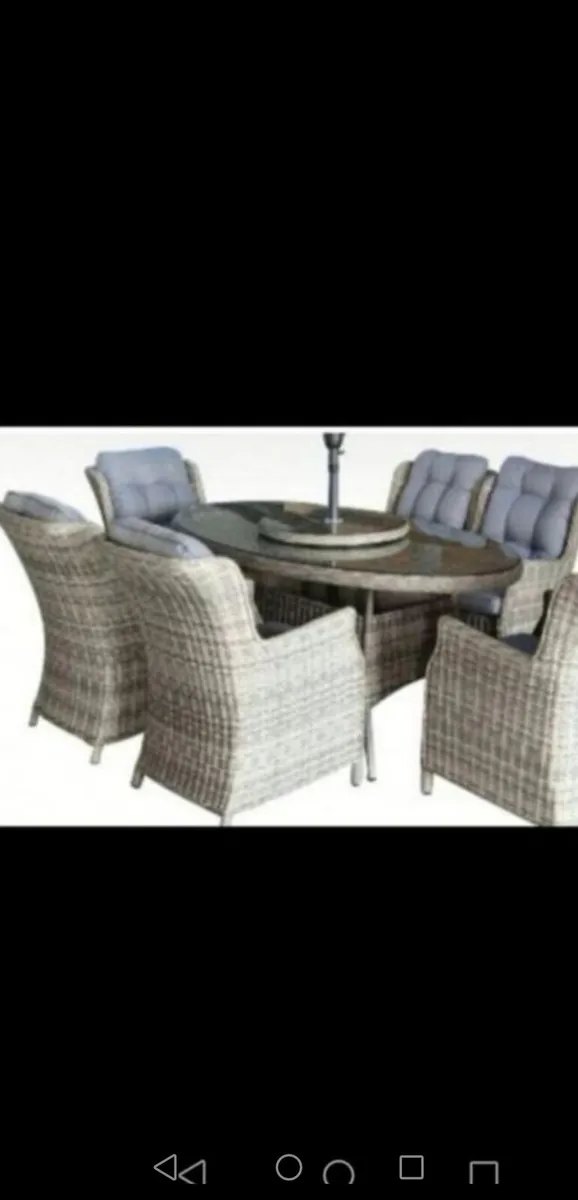 REDUCED TO CLEAR - Brand New 6 Seater Rattan Set - Image 2