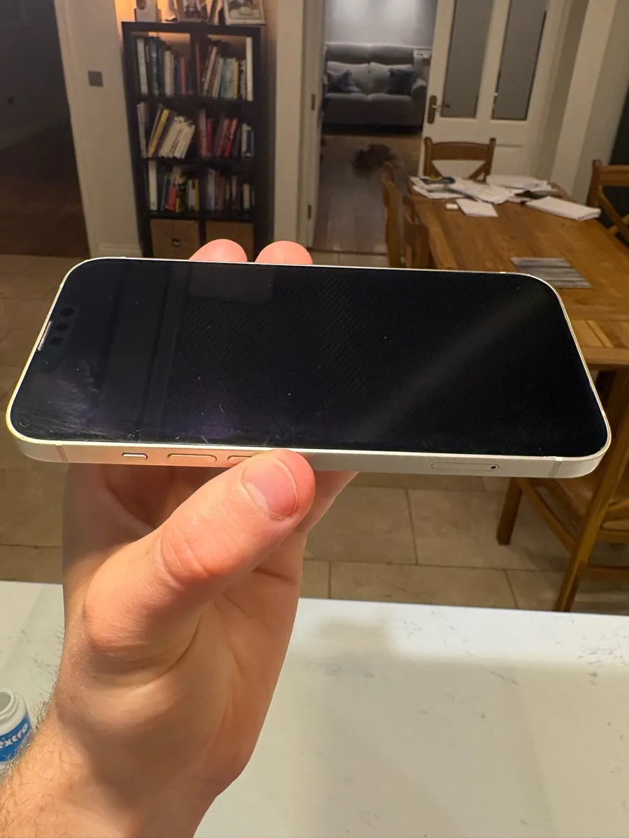 iPhone 13 128GB Excellent Condition - Image 3