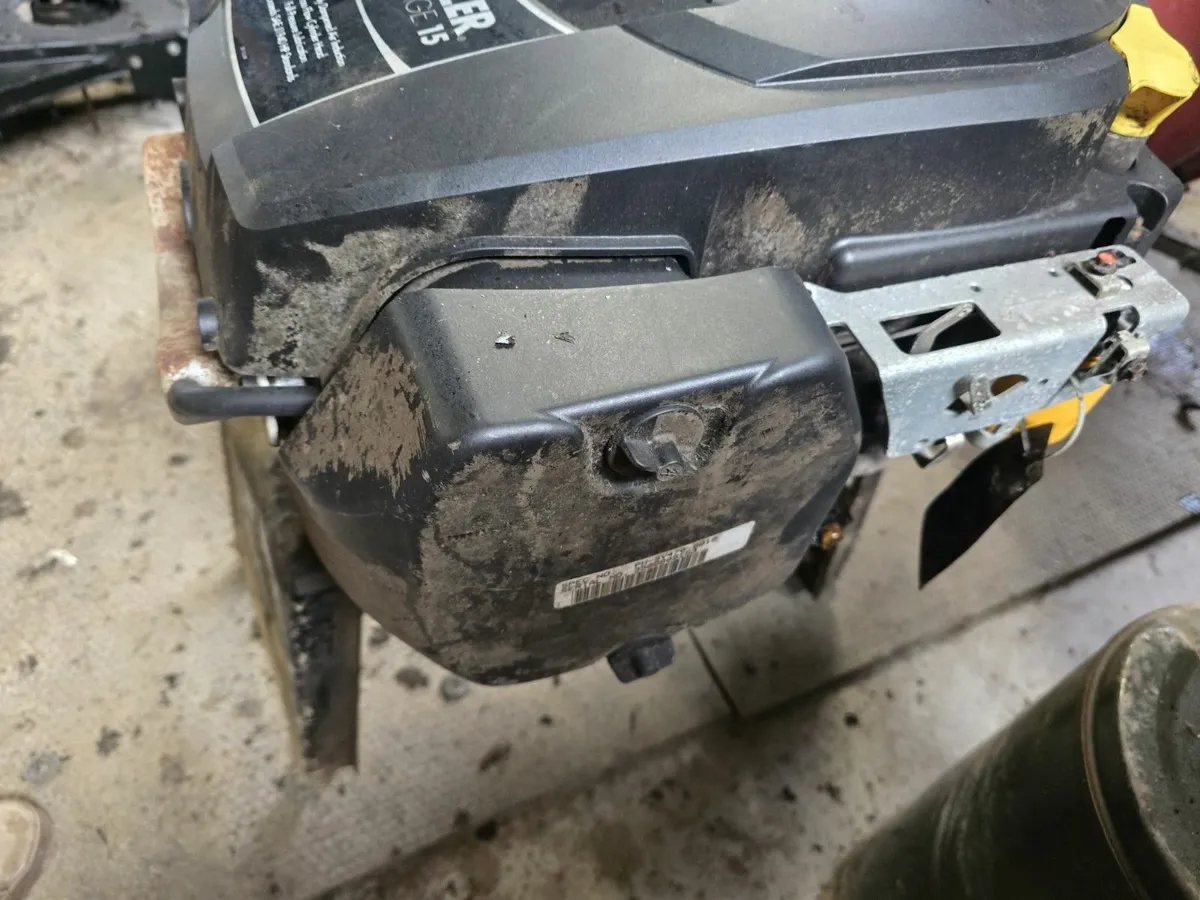 Lawnmower engine - Image 2