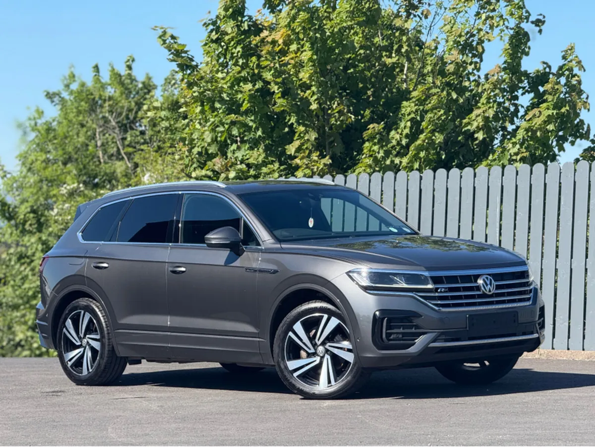 Volkswagen Touareg 3.0 TDI V6 R LINE TECH 5DR - Image 2