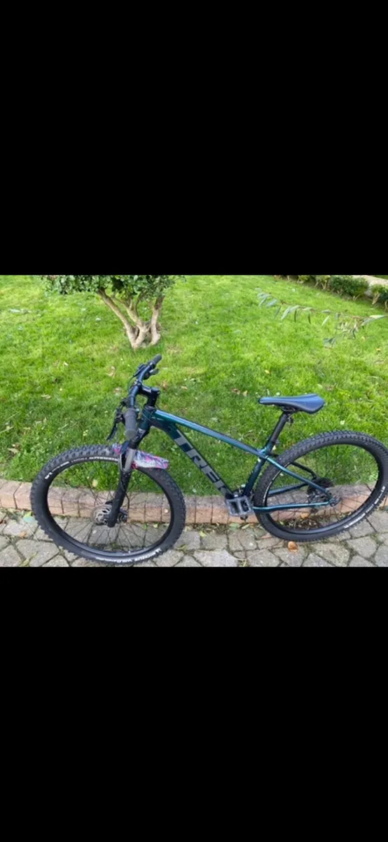 Trek marlin 7 Bicycle - Image 4
