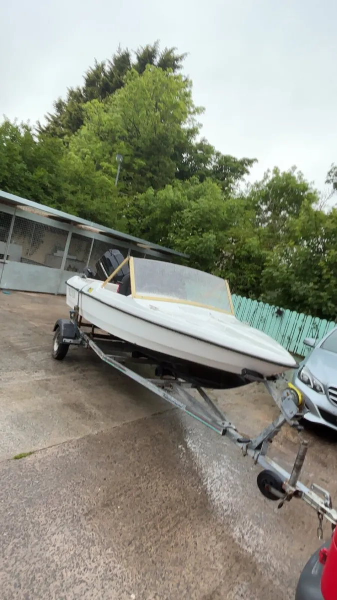 Speedboat with 70hp engine +trailer - Image 1