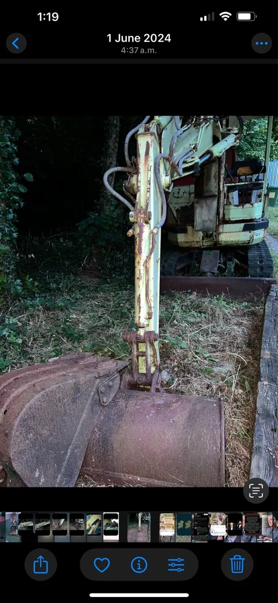 3 Ton Kobelco Digger - Image 1