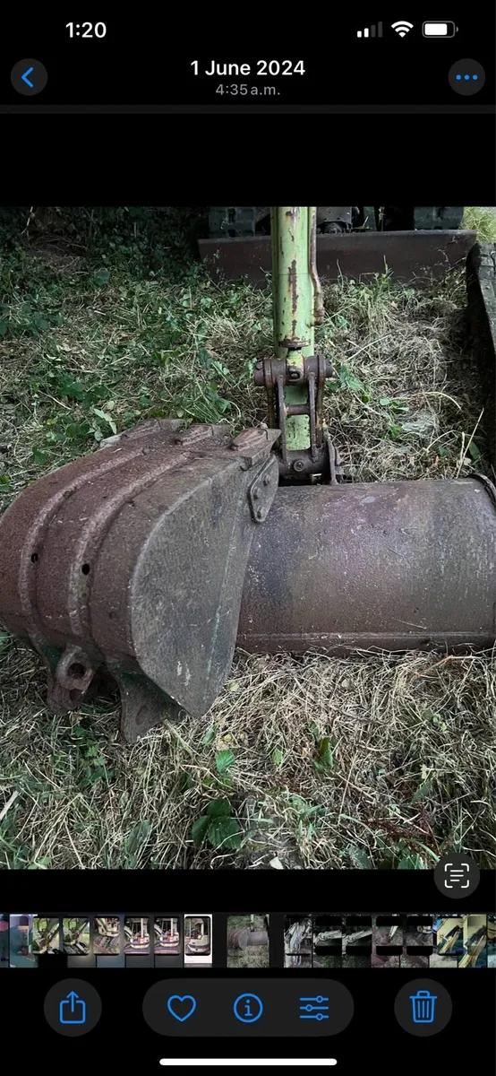 3 Ton Kobelco Digger - Image 2