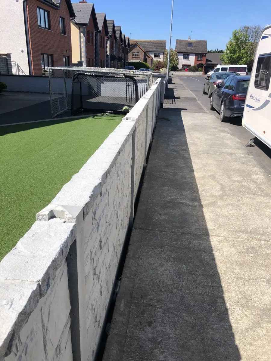Fence , concrete wall, No maintenance - Image 2