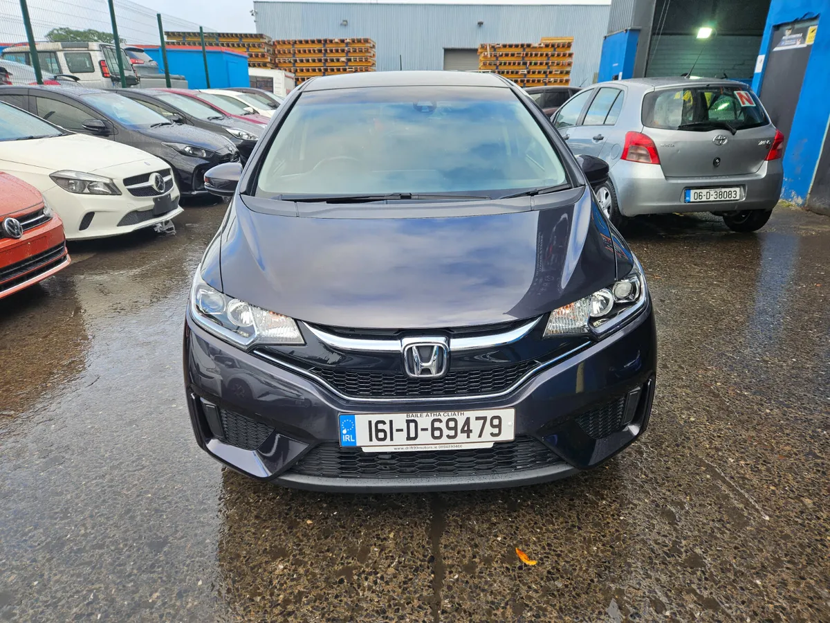2016 Honda Fit Hybrid Automatic/ Leather Spec - Image 2