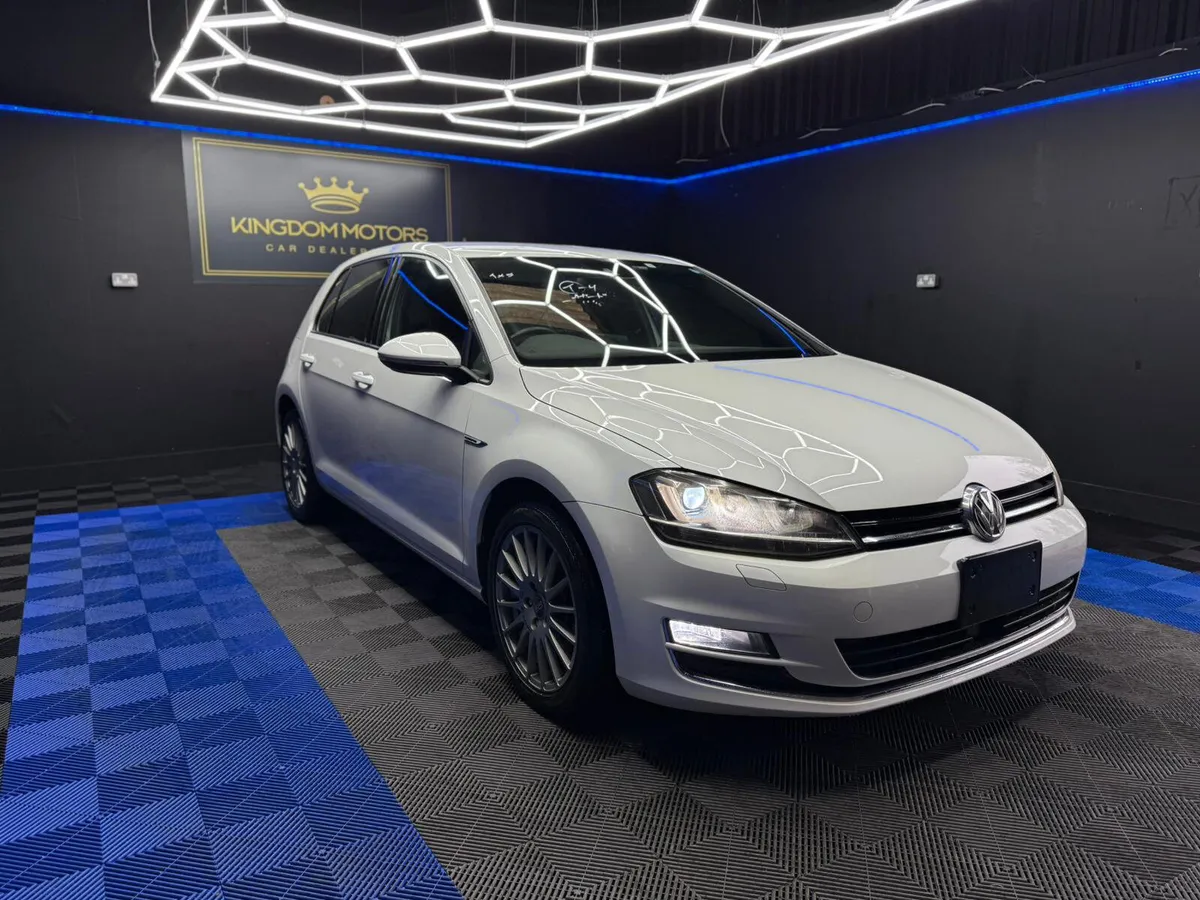 VW GOLF 1.2 Automatic,LIKE NEW - Image 2