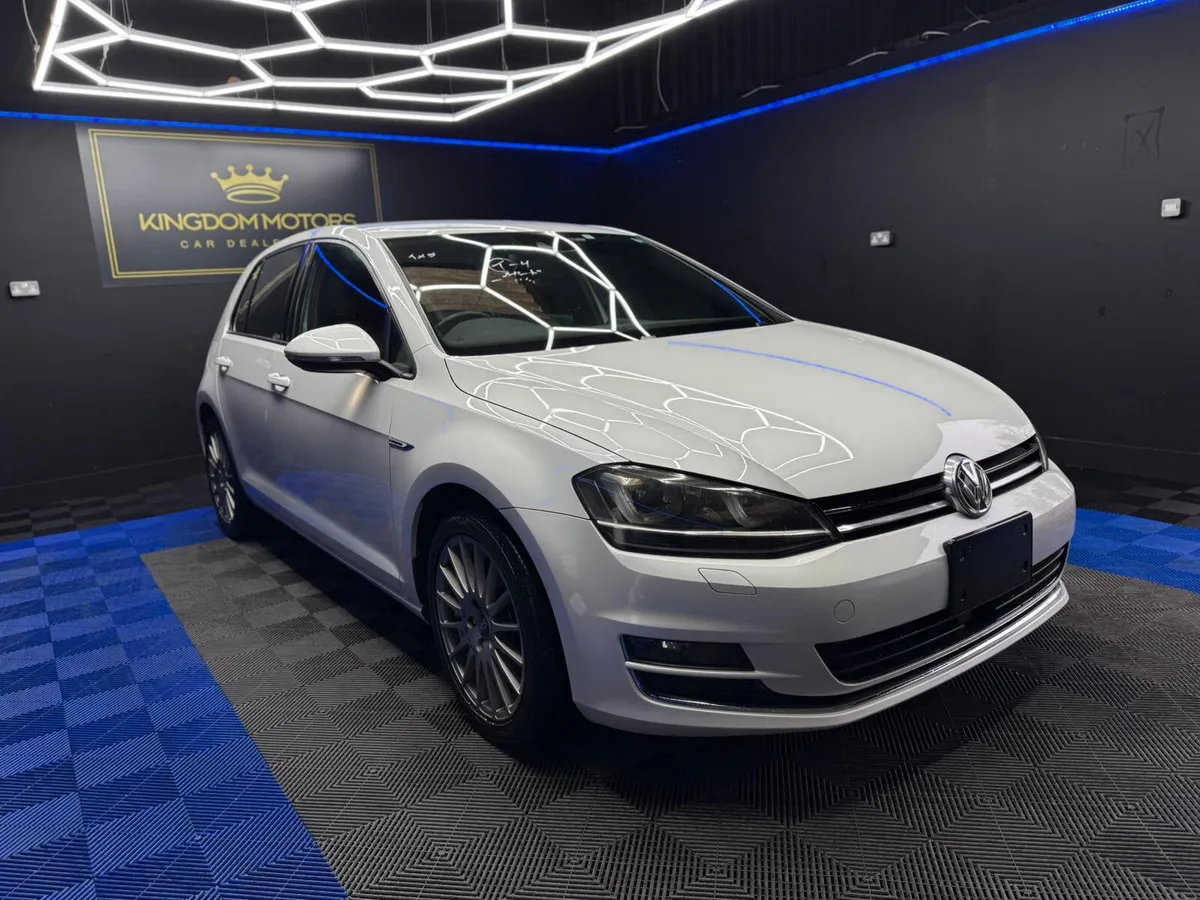 VW GOLF 1.2 Automatic,LIKE NEW - Image 3