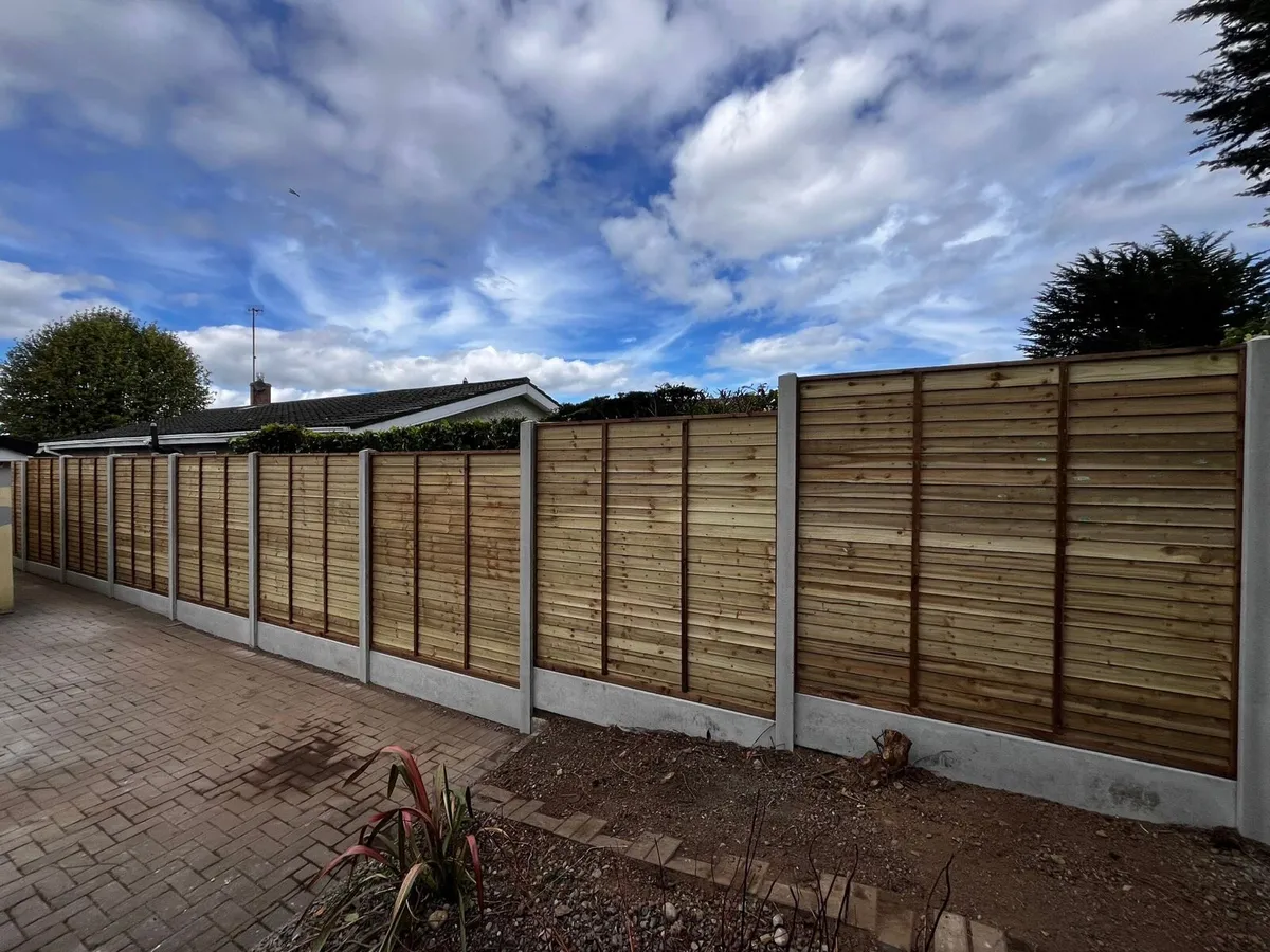 H-posts ,Timber panels ,supply and install - Image 4