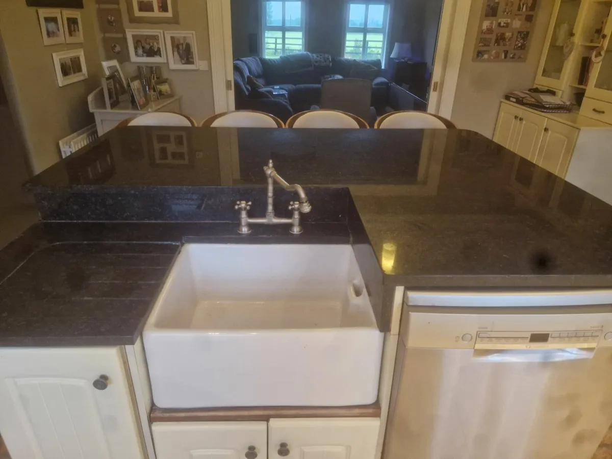 Granite counter top - Image 4
