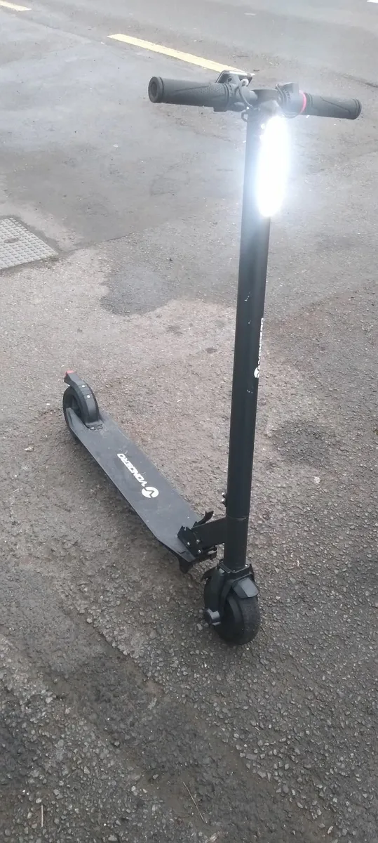 4 electric scooter read add price too sell - Image 1