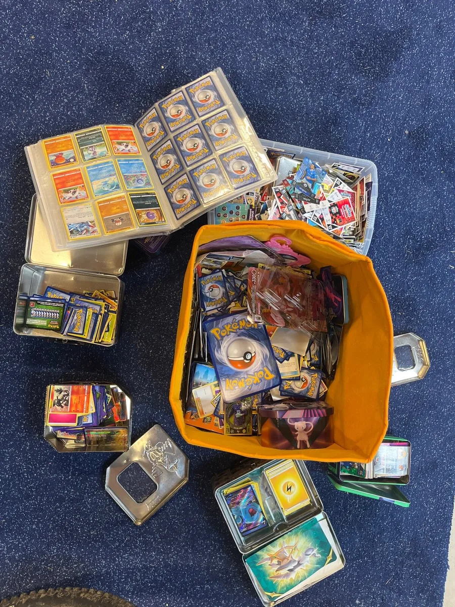 Premier League & Pokémon Cards - Image 1