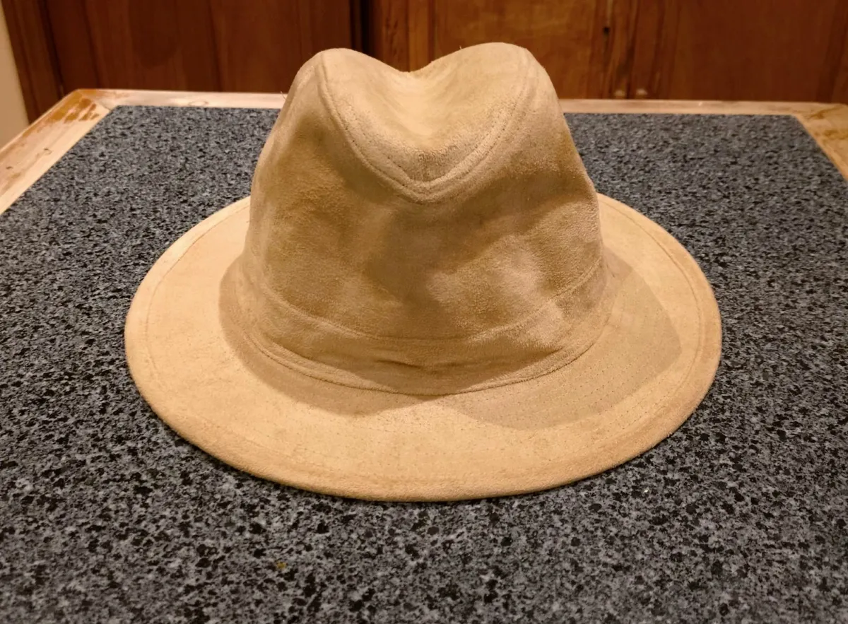 FANCY LADIES HATS. - Image 4