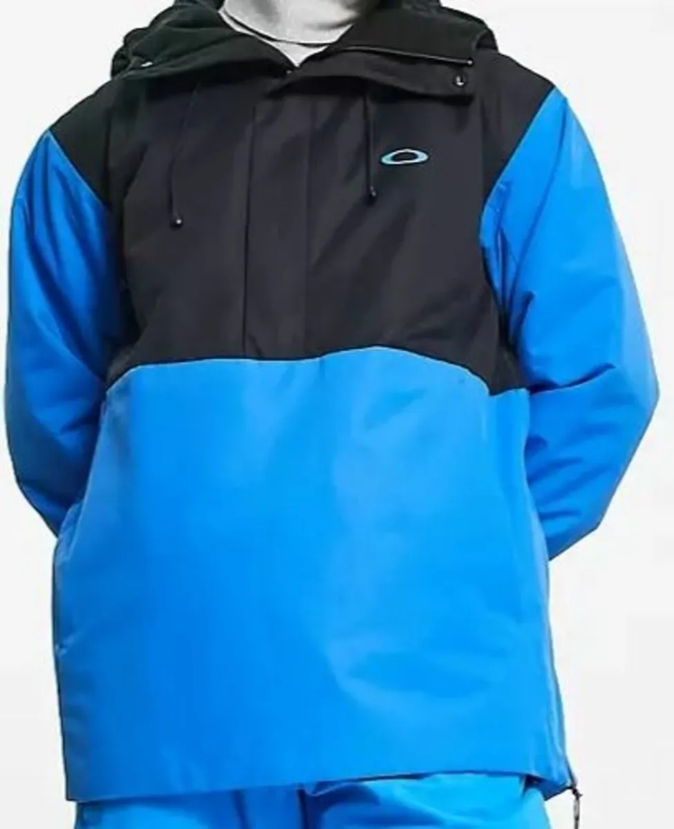 Oakley Ski jacket L New - Image 1