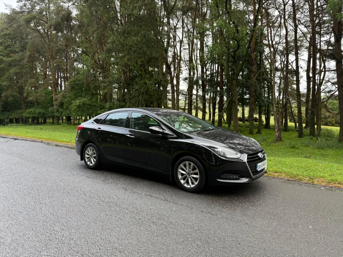 Hyundai i40 2018 Diesel Saloon - Image 1