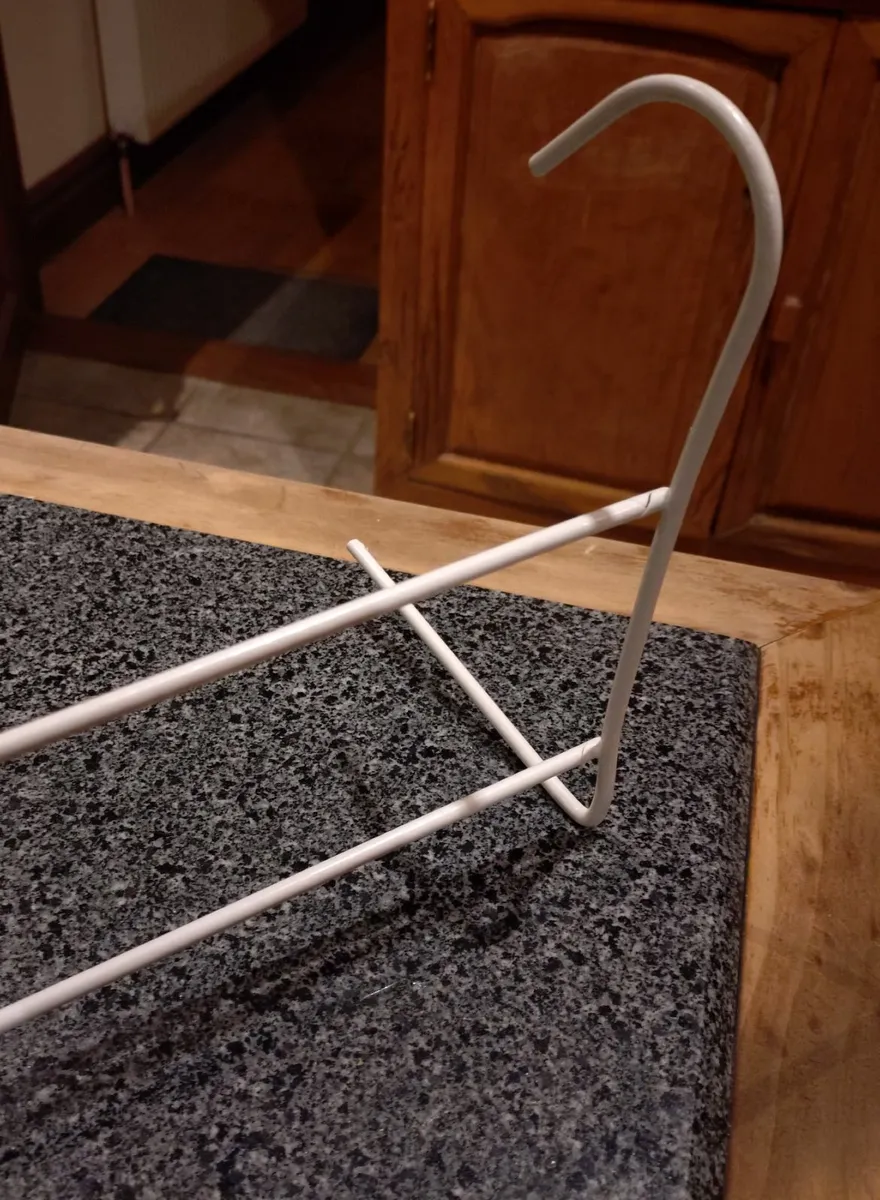 2 RADIATOR CLOTHES DRYER/AIRER (USED). - Image 3