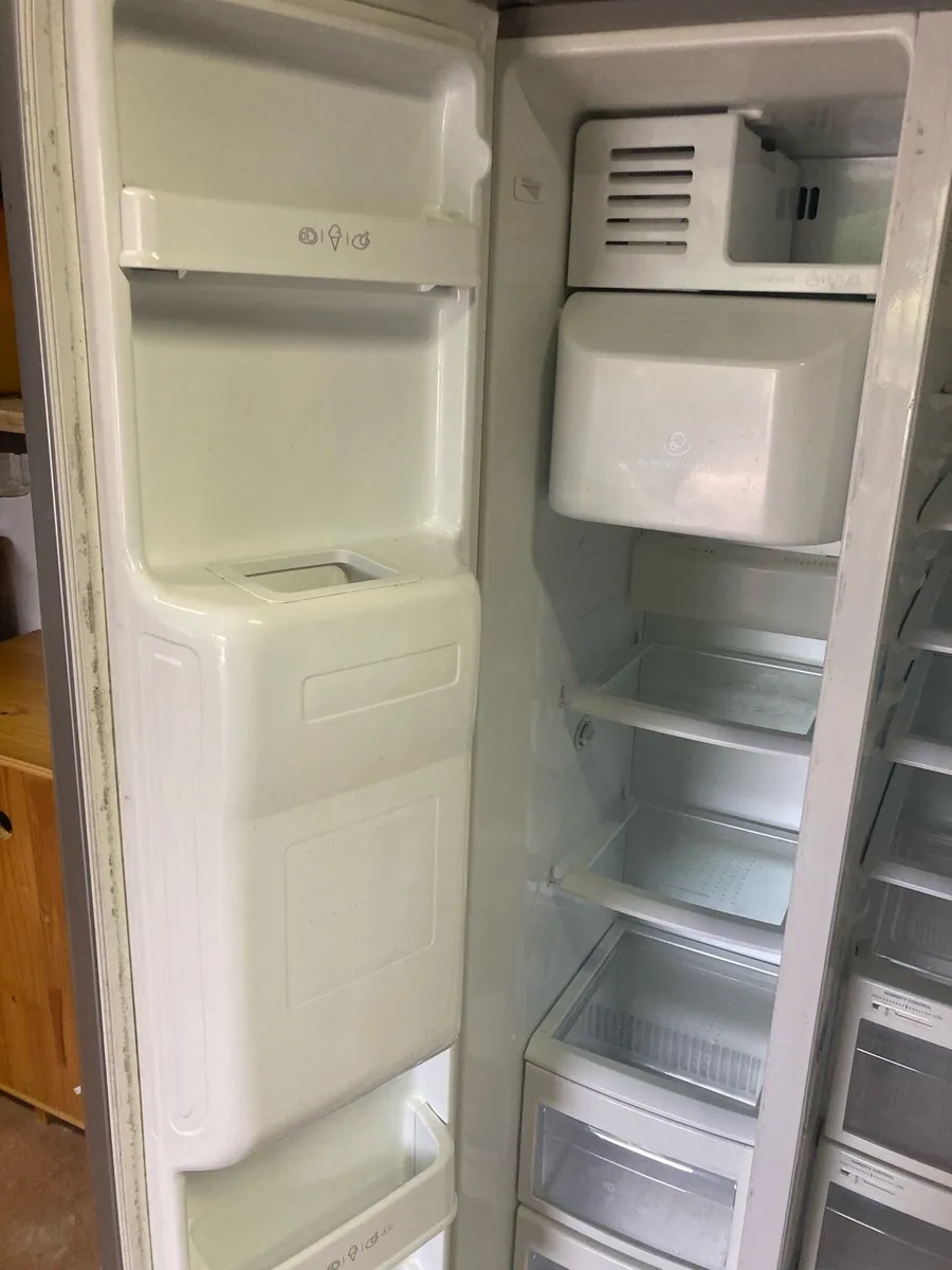 Fridge - Image 3