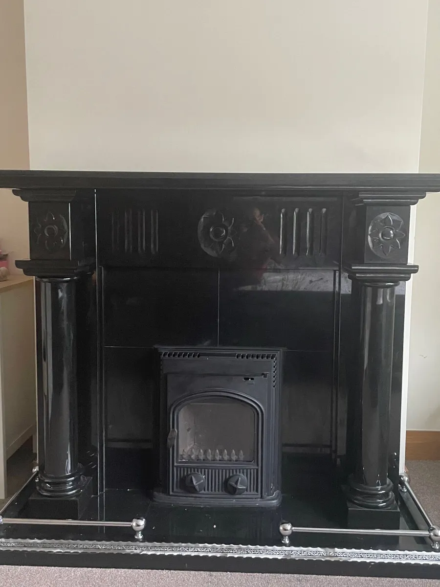 Black marble fireplace - Image 4