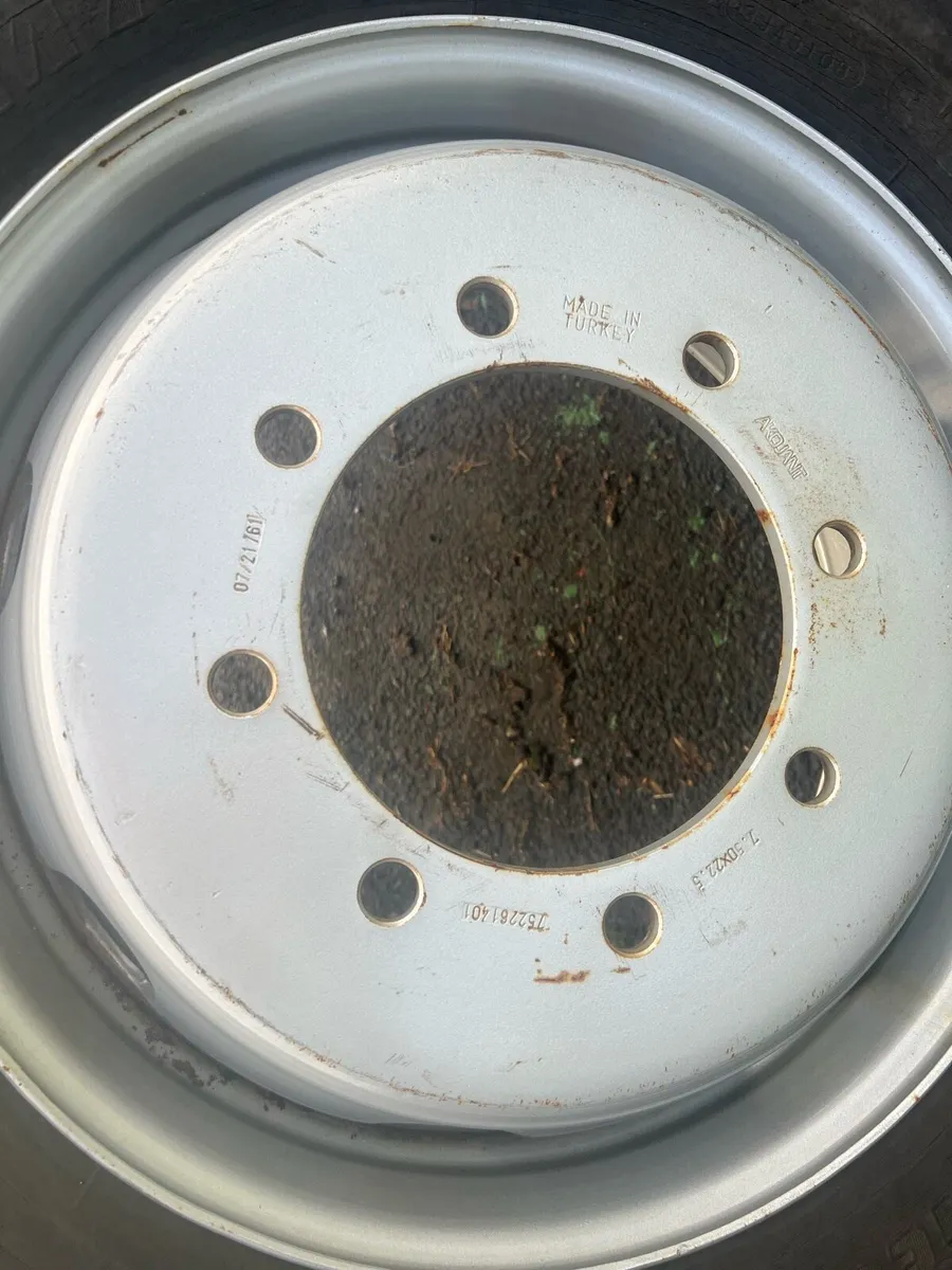 Trailer New rims and tyres - Image 3