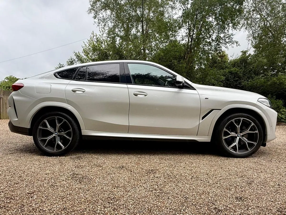 BMW X6 Xdrive 30D M Sport  sky Lounge F.bmw.s.h - Image 3