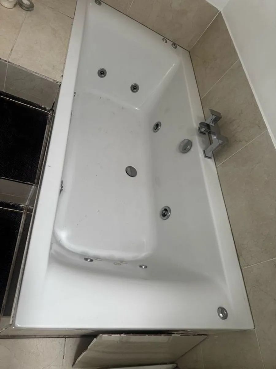 jacuzzi bath