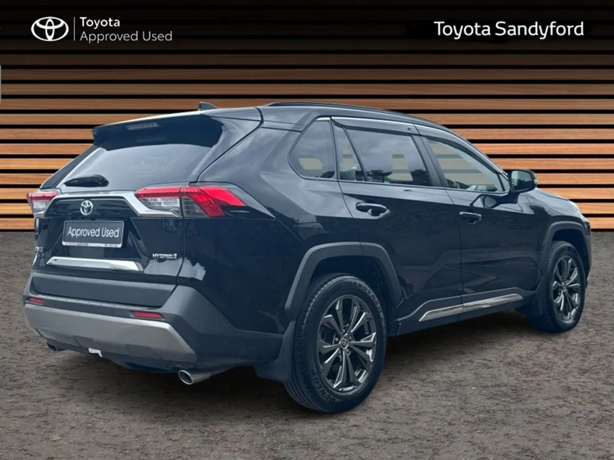 Toyota Rav4 Hybrid SOL Auto Plus Extras // Leathe - Image 2