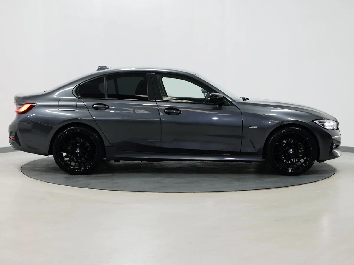 *78* 2022 BMW 3-Series 2.0 SE PRO - Image 3