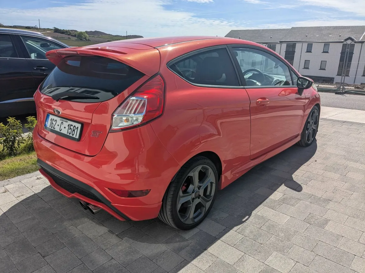 Ford Fiesta ST-2 Molten Orange - Image 4
