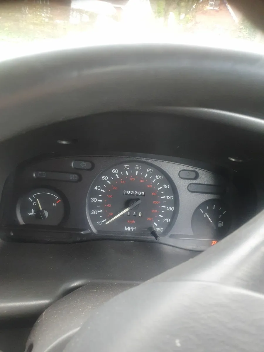 Ford Transit 2002 - Image 1
