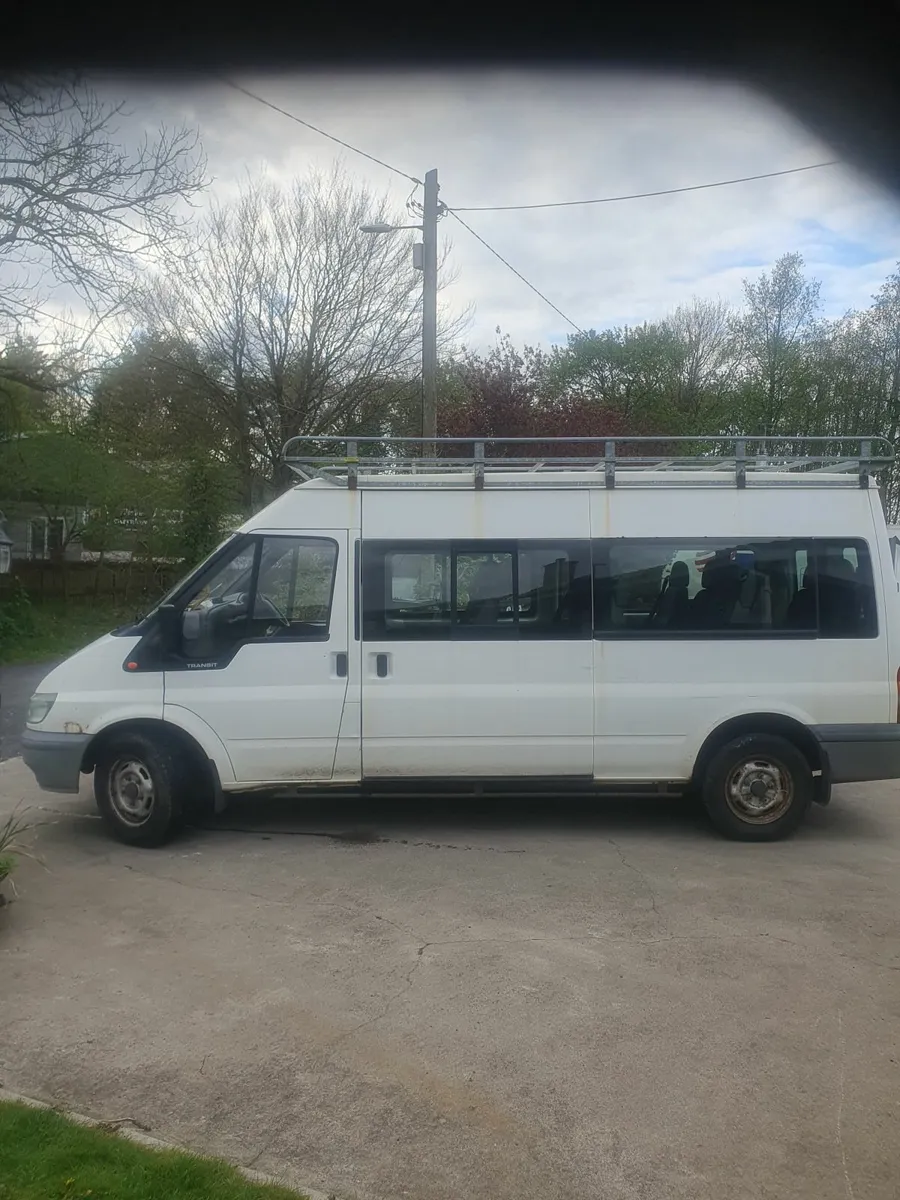 Ford Transit 2002 - Image 2