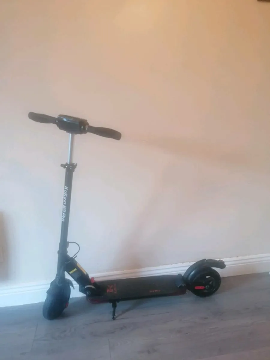 Scooter - Image 1