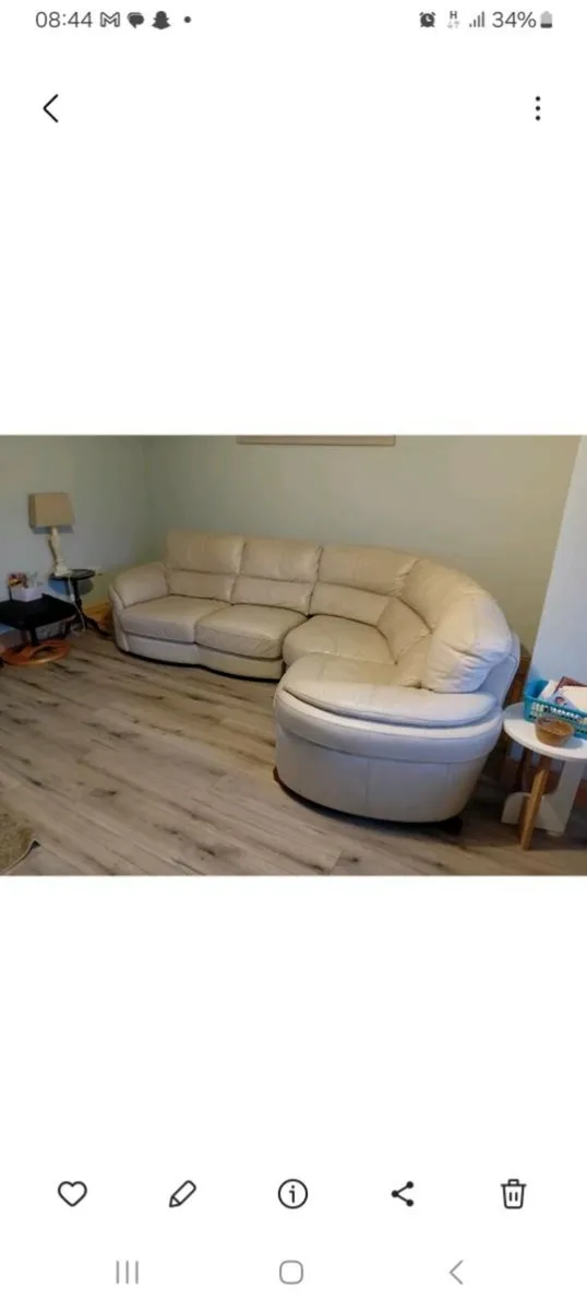L_shaped couch - Image 2