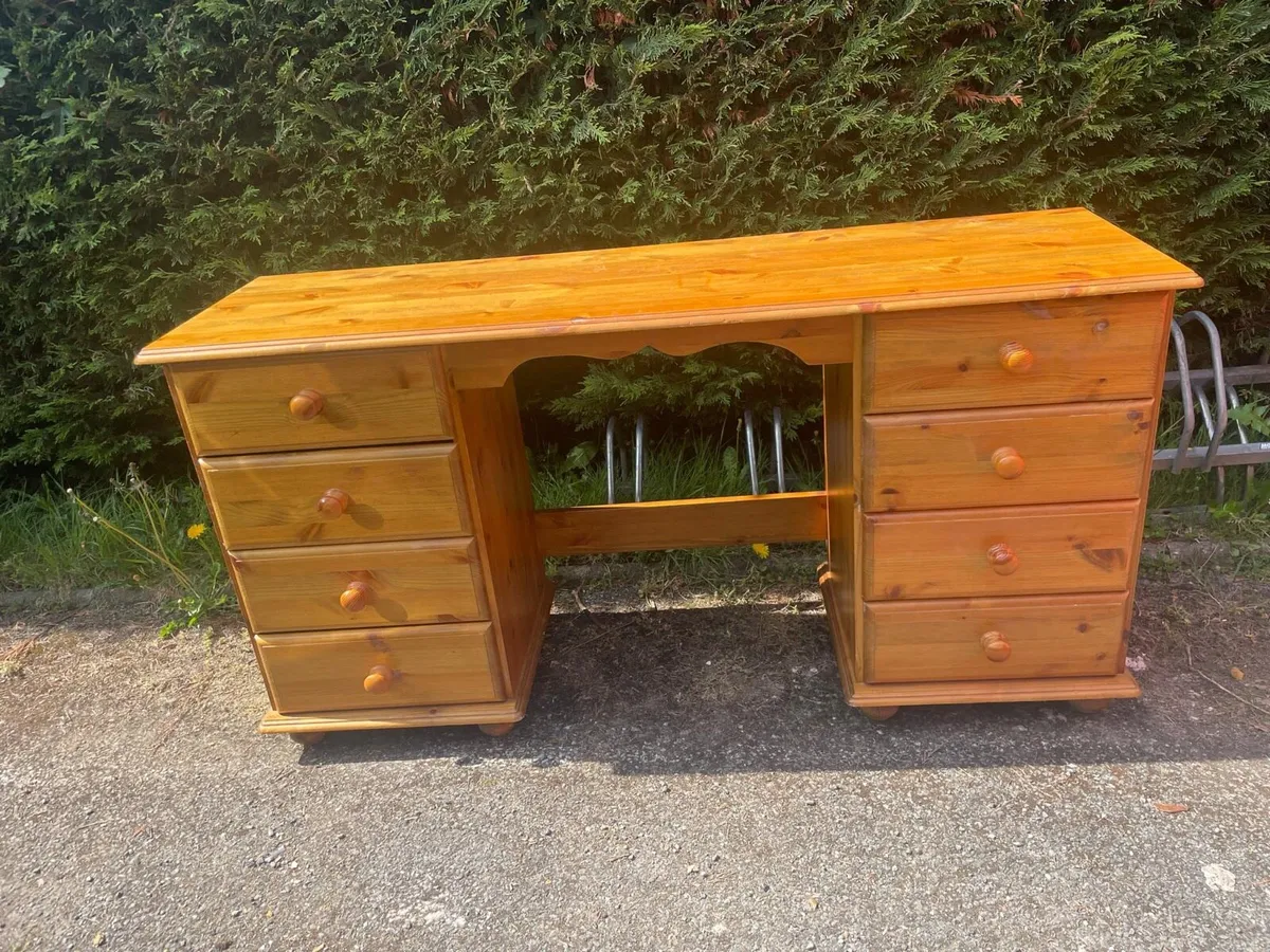 Heavy pine study desk - Image 2
